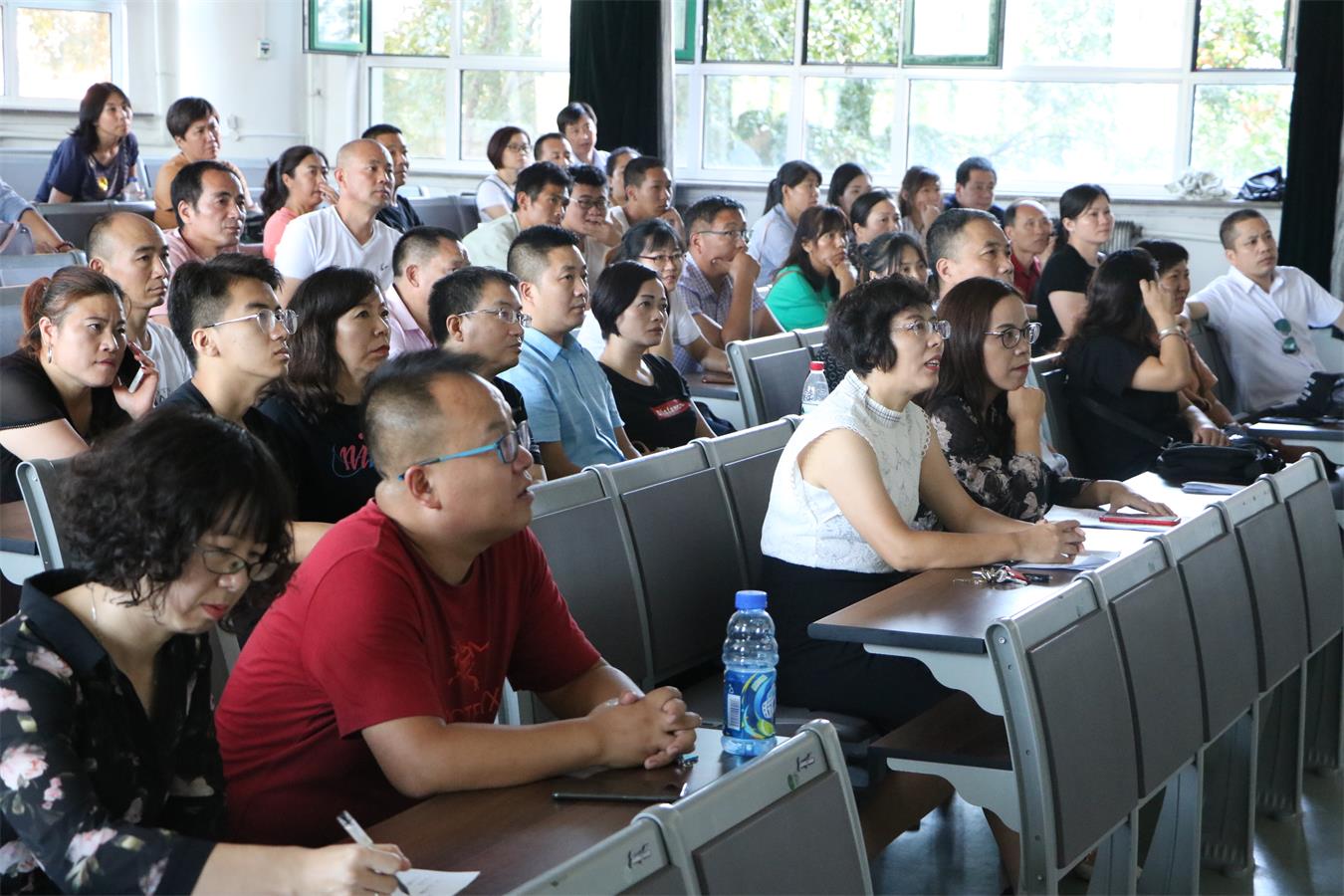 (9)会议现场 (9)会议现场