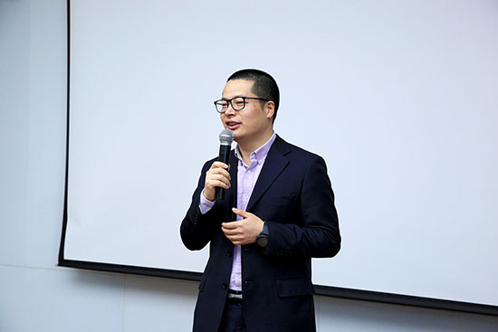 鲍丽山校友讲解入职经验